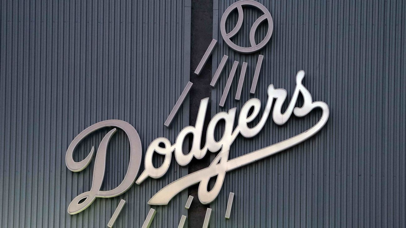 Dodgers connect $ 1 million to help families affected by ice attacks