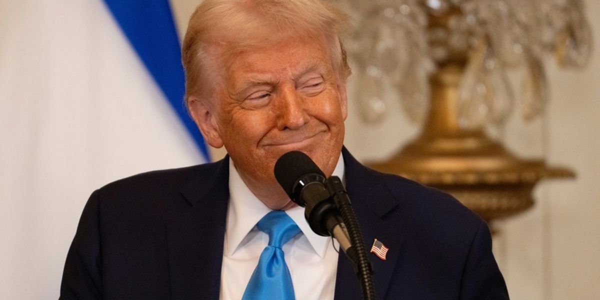 Trump ‘laughing all the way to the bank’ As he gets grift ‘to a new level’